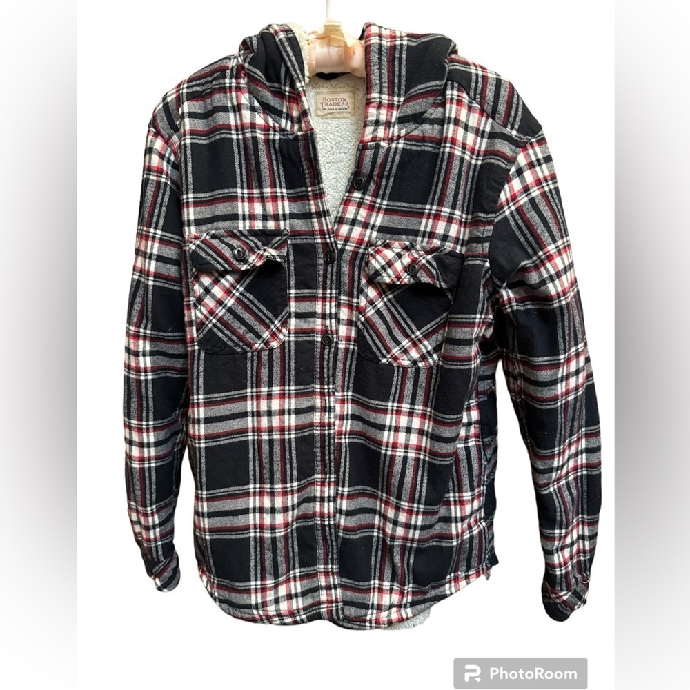BOSTON TRADERS Women’s SM Sherpa Fleece Flannel Jacket Shacket Red White Black